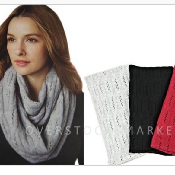 Celeste Accessories - ⭐️Celeste Wool & Cashmere infinity scarf⭐️